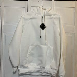 White ZAFUL hoodie